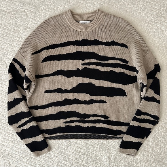 NAADAM Wool Cashmere Tiger Stripe Jacquard Crew Pullover Sweater Oatmeal Women’s - Picture 2 of 9